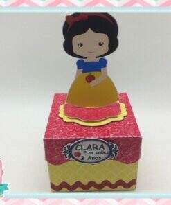 Caixa Quadrada Branca de Neve