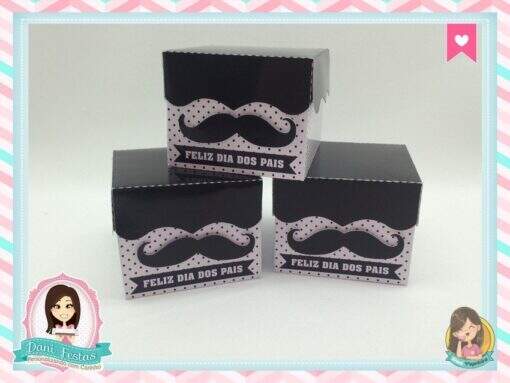 Caixa Quadrada  Mustache
