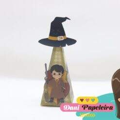 Alternative view of Caixa Pirâmide Harry Potter