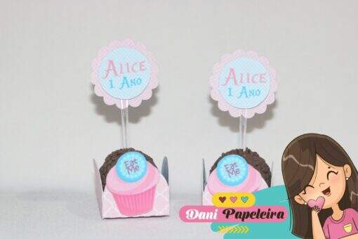 Kit Forminha e Topper Alice no País das Maravilhas