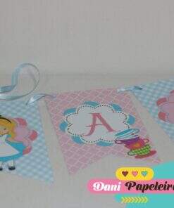 Bandeirola Alice no Pais das Maravilhas