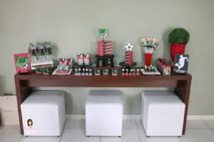 ideia de mesa com produtos personalizado do São Paulo FC